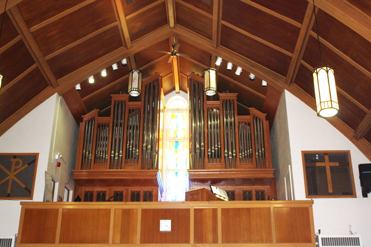 [St. John the Baptist R.C. Church, Burlington, ON.]