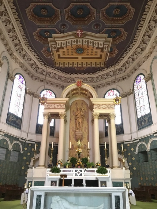 [Basilique-cathédrale Saint-Jean-Baptiste, St. John's, NL.]