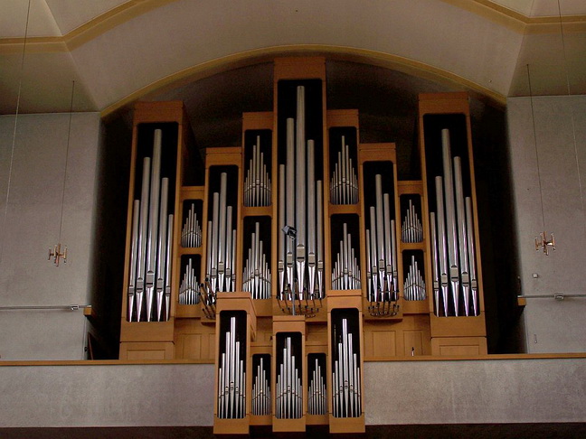 [�glise catholique Notre-Dame-du-Bon-Sonseil, Francfort-Niederrad]
