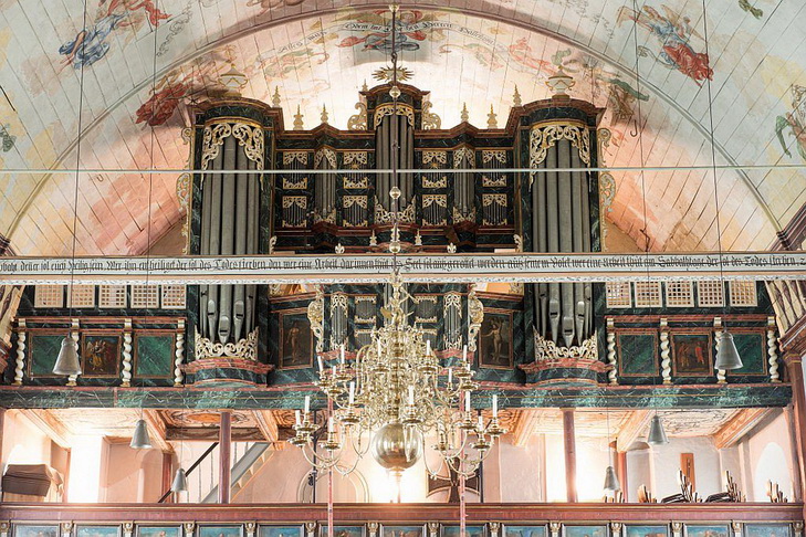 [�glise Saint-Pancrace, Neuenfelde]