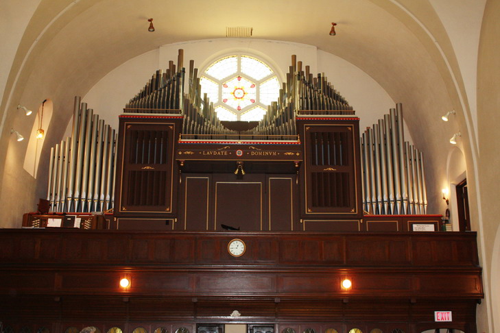 [St. Barnabas Anglican Church, Ottawa, ON.]