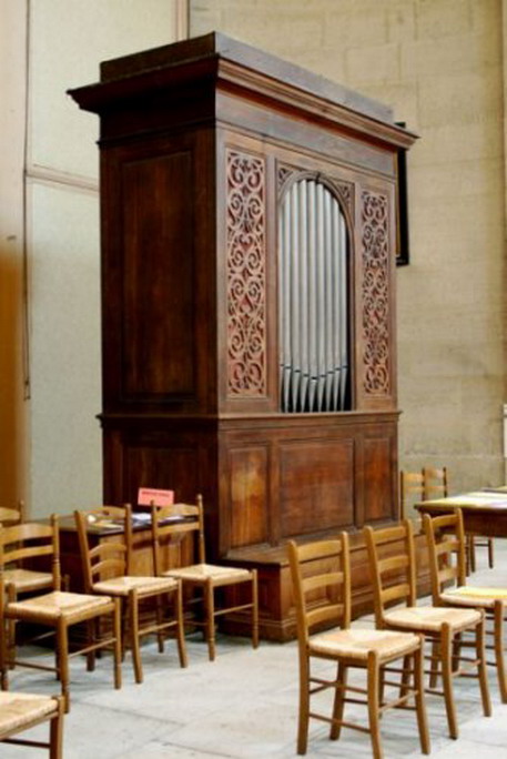 [Chapelle Saint-Louis-de-la-Salp�tri�re, Paris]