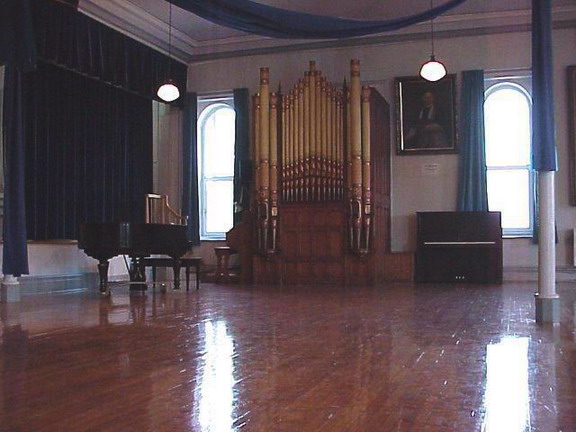 [Salle des f�tes du Monast�re des Ursulines, Trois-Rivi�res]